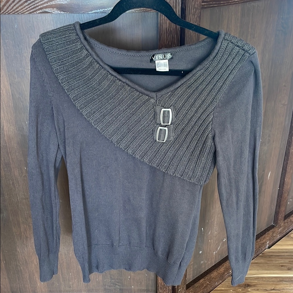 VENUS Gray Asymmetrical Ribbed Sweater